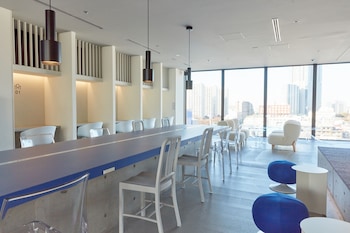 rembrandt cabin shinjuku shin okubo