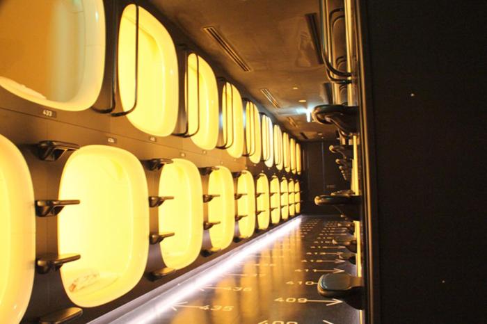 rembrandt cabin shinjuku shin okubo