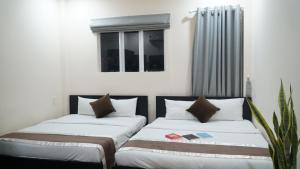 bros hotel