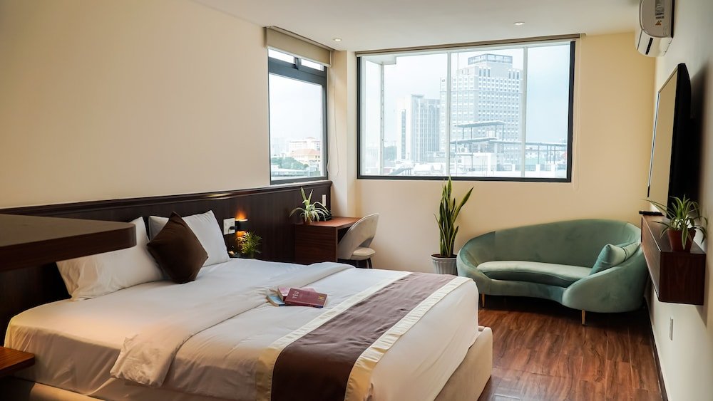 bros hotel