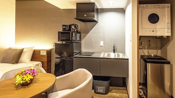 kariyushi condominium grandstay asahibashiekimae