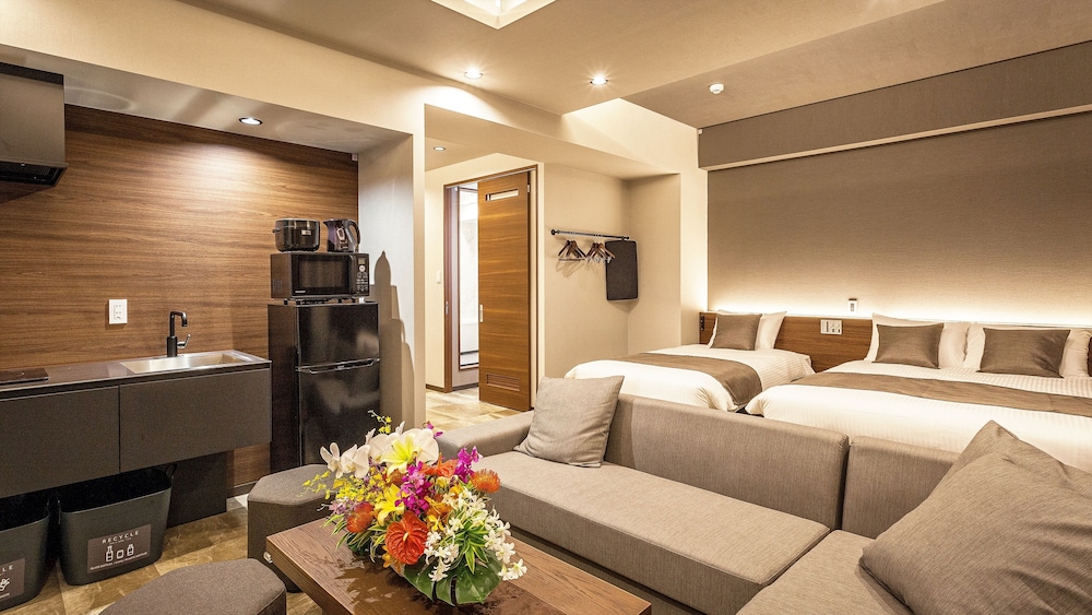 kariyushi condominium grandstay asahibashiekimae