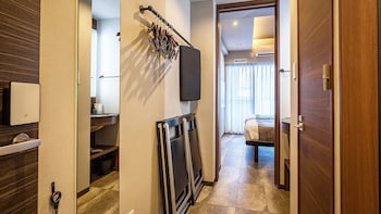 kariyushi condominium grandstay asahibashiekimae