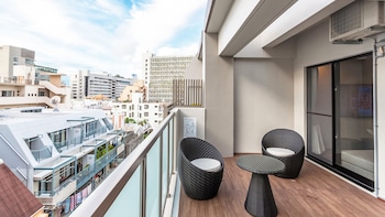kariyushi condominium grandstay asahibashiekimae