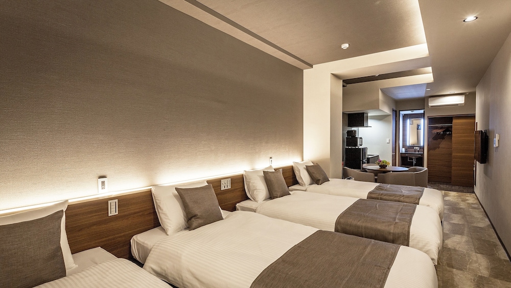 kariyushi condominium grandstay asahibashiekimae