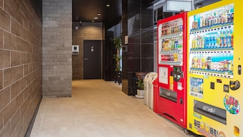 kariyushi condominium grandstay asahibashiekimae