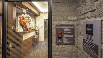 kariyushi condominium grandstay asahibashiekimae