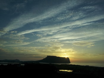 seongsanpo sky hotel