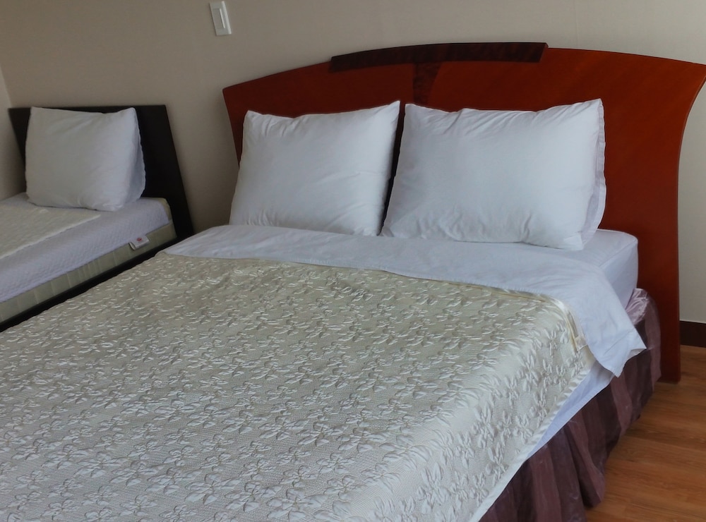 seongsanpo sky hotel