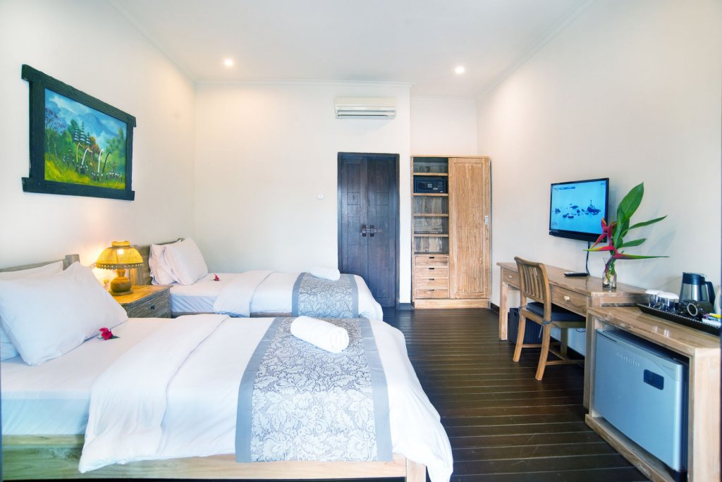 royal regantris villa karang