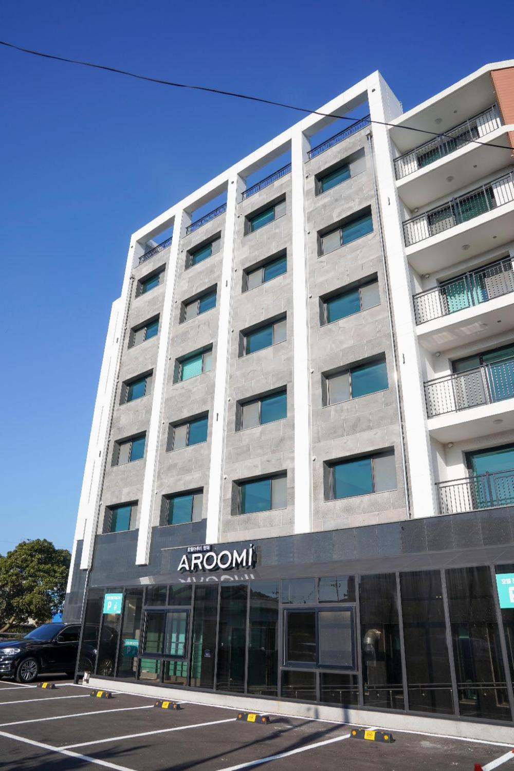 aroomi hotel hyupjae