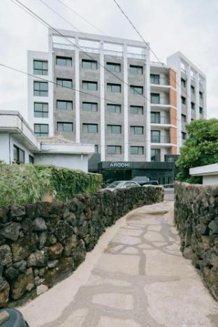 aroomi hotel hyupjae