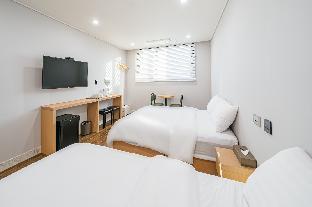 aroomi hotel hyupjae