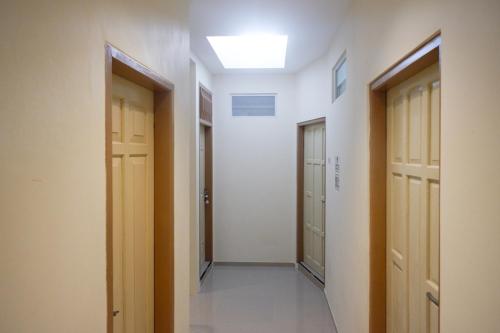 reddoorz near ambarrukmo plaza mall