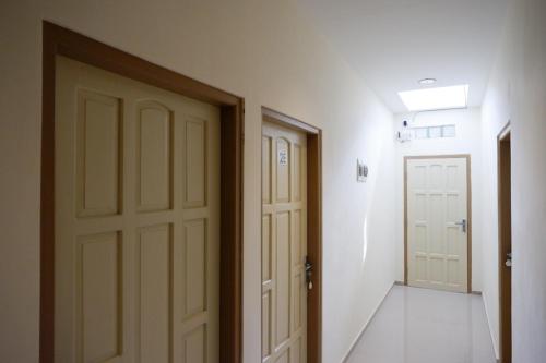reddoorz near ambarrukmo plaza mall