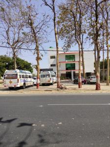 hotel corbett regency