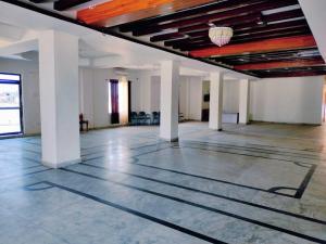 hotel corbett regency