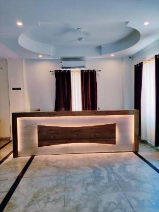 hotel corbett regency