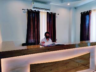 hotel corbett regency