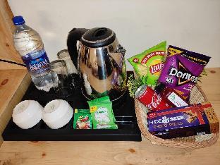 hotel corbett regency