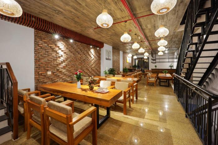 the shine hotel da nang