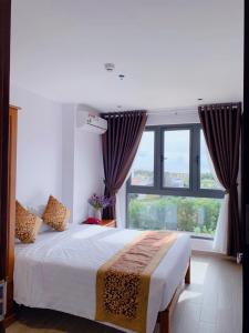 the shine hotel da nang