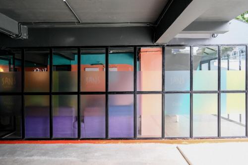 sans hotel roxy jakarta