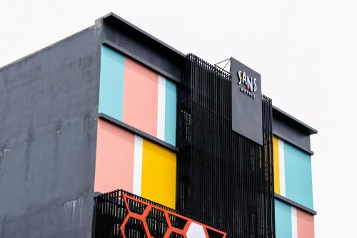 sans hotel roxy jakarta