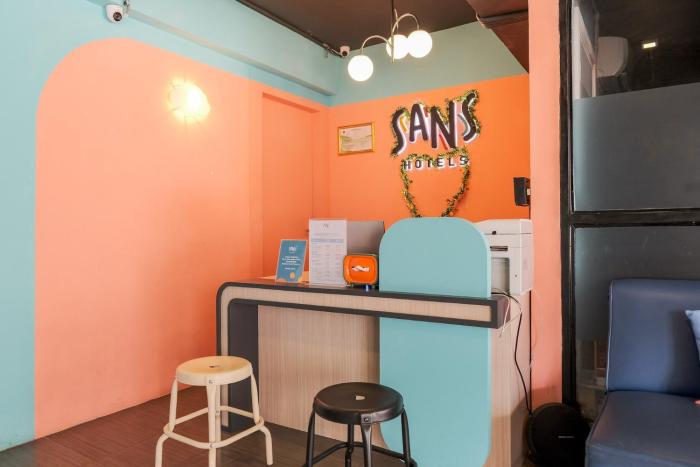 sans hotel roxy jakarta