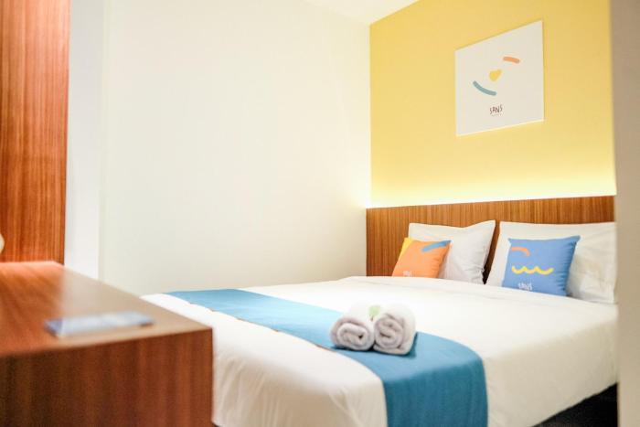 sans hotel roxy jakarta
