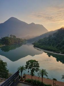 silk river hotel ha giang