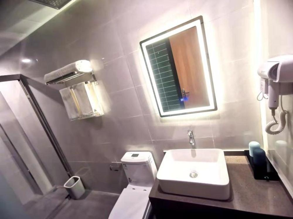 greentree inn express qingtongxia people hospital huanghe building