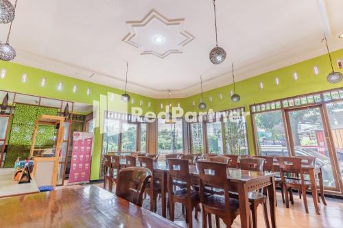 nafisa guest house syariah