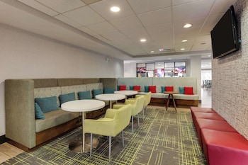 Hampton Inn Cumming,Flowery Branch>>Cumming,3 star