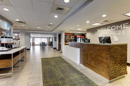 hampton inn cumming