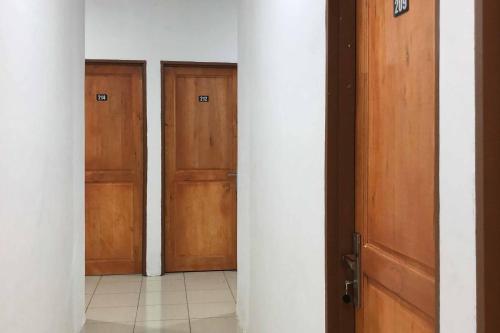 reddoorz aksara medan