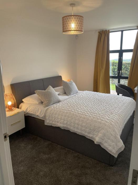 pochin house collections