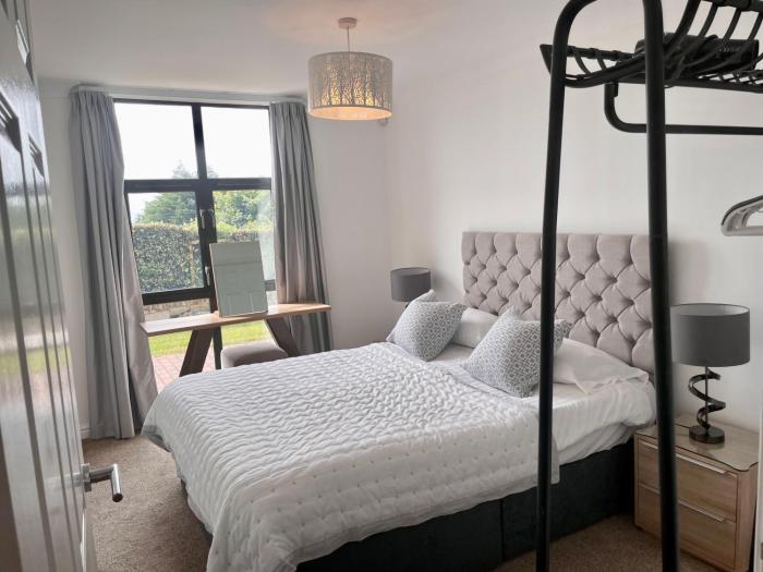 pochin house collections