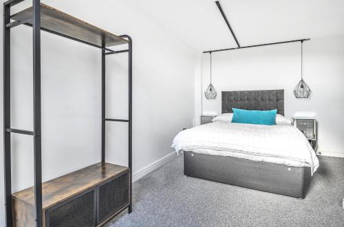 pochin house collections