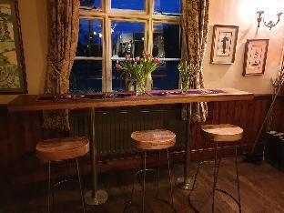 the cheney arms