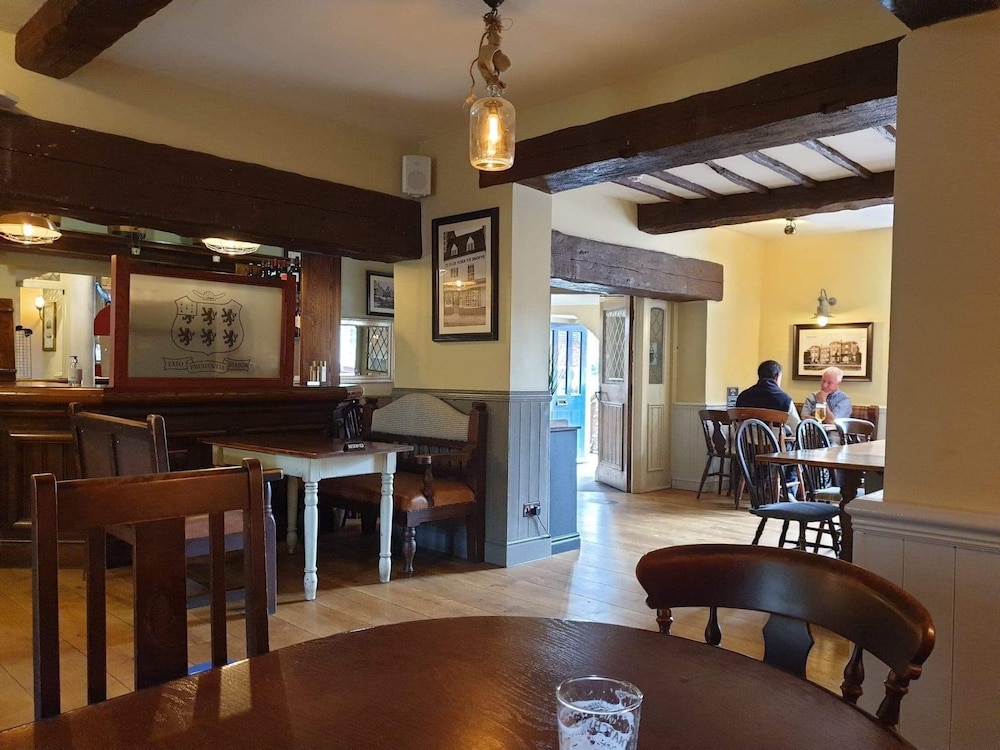 the cheney arms