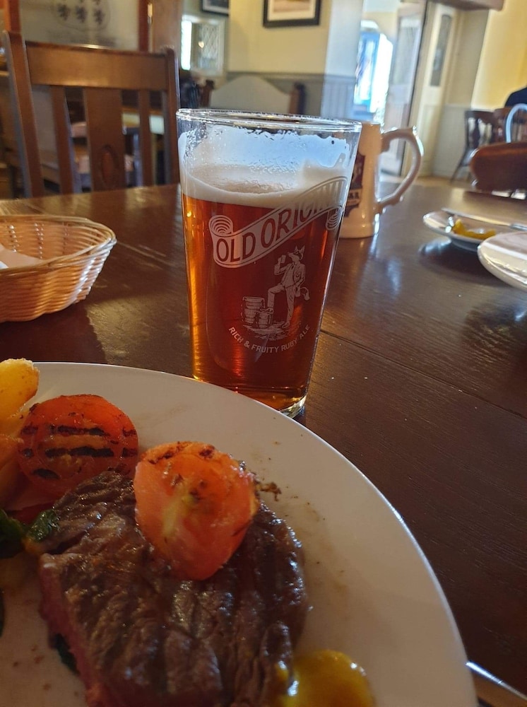 the cheney arms