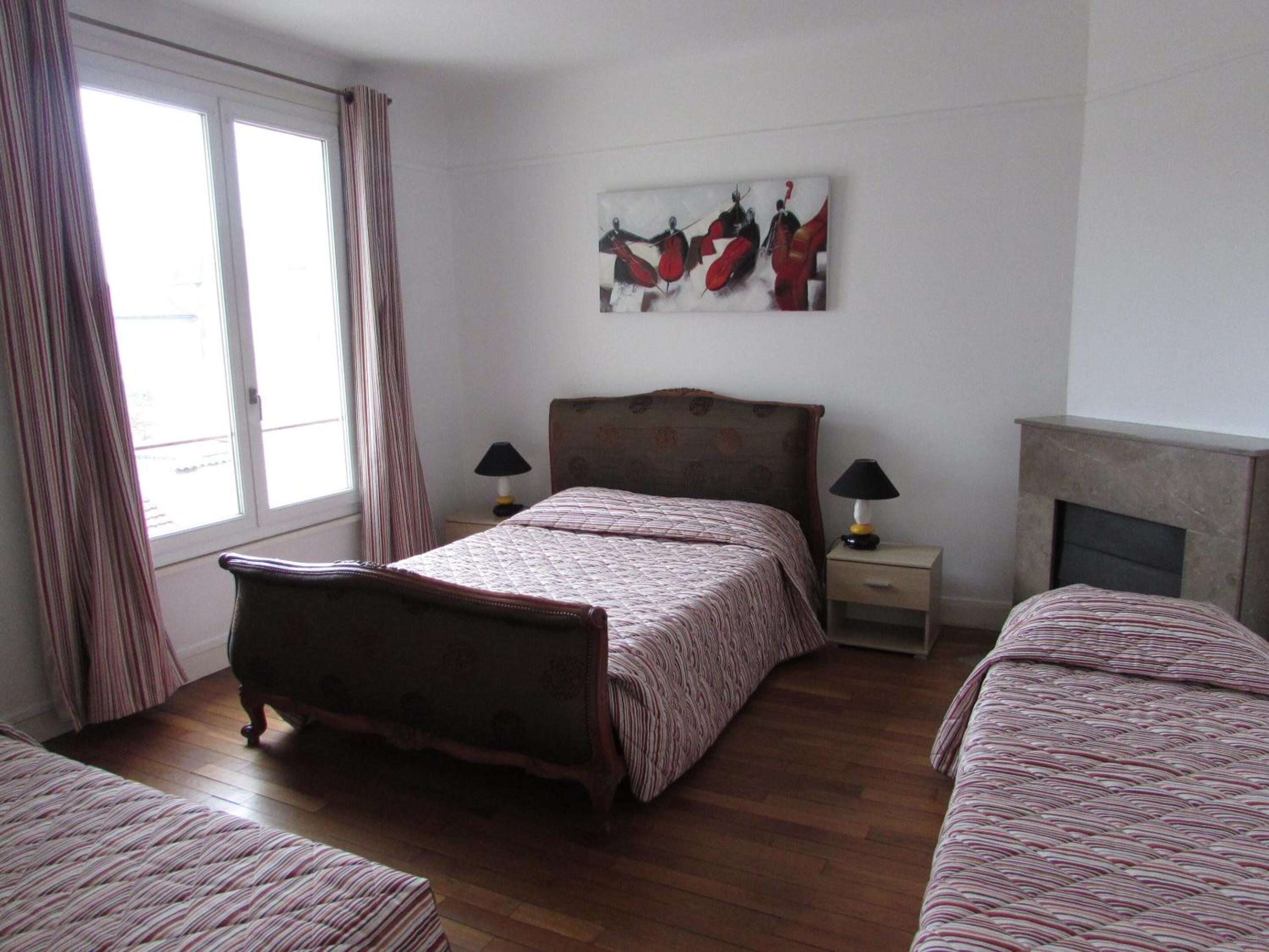aparthotel francois 1er 14eme