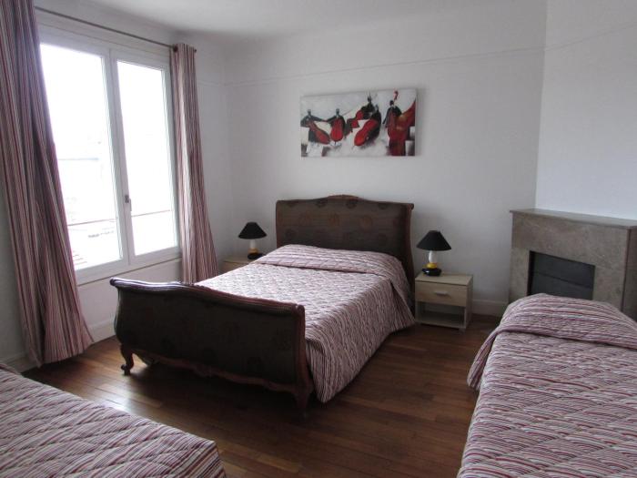 aparthotel francois 1er 14eme