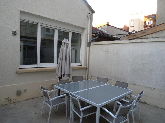 aparthotel francois 1er 14eme