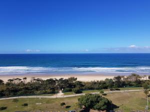 rise sunshine coast