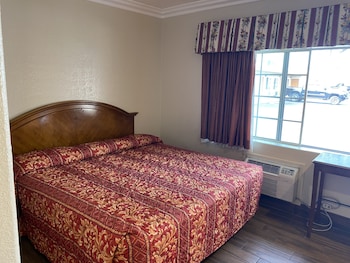 palace inn oxnard