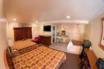 palace inn oxnard