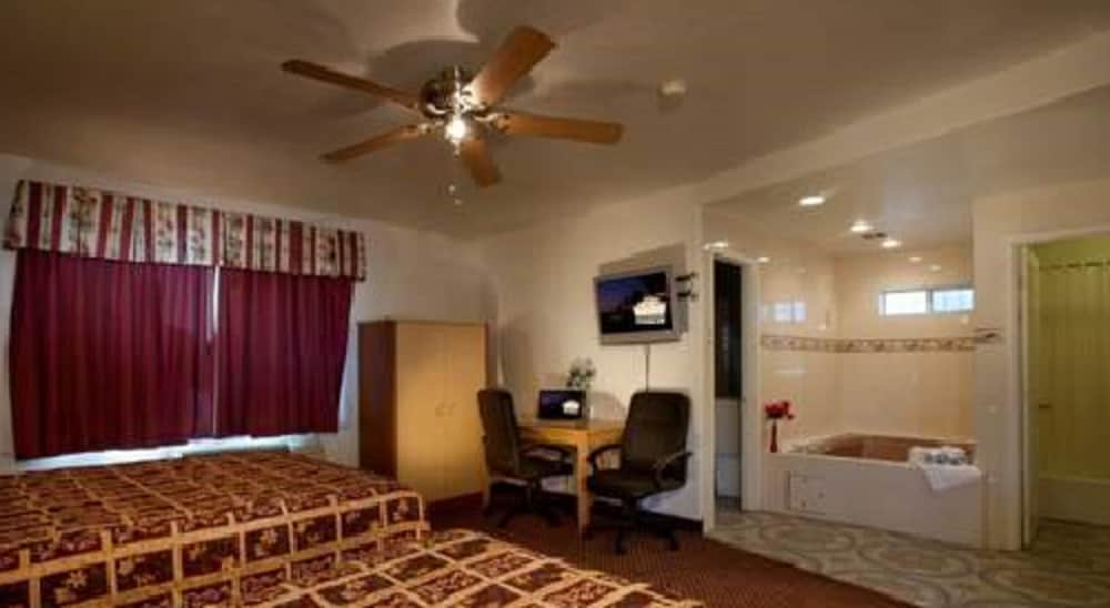 palace inn oxnard