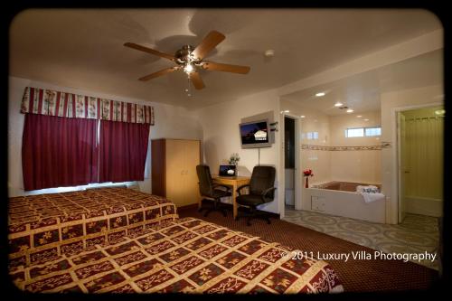 Palace Inn Oxnard,Port Hueneme>>Oxnard,2 star